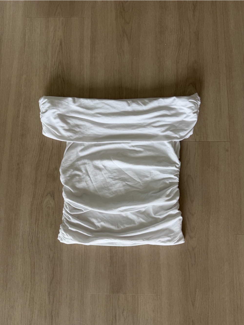 Abercrombie & Fitch white  Strapless / off the shoulder Ruched  Top